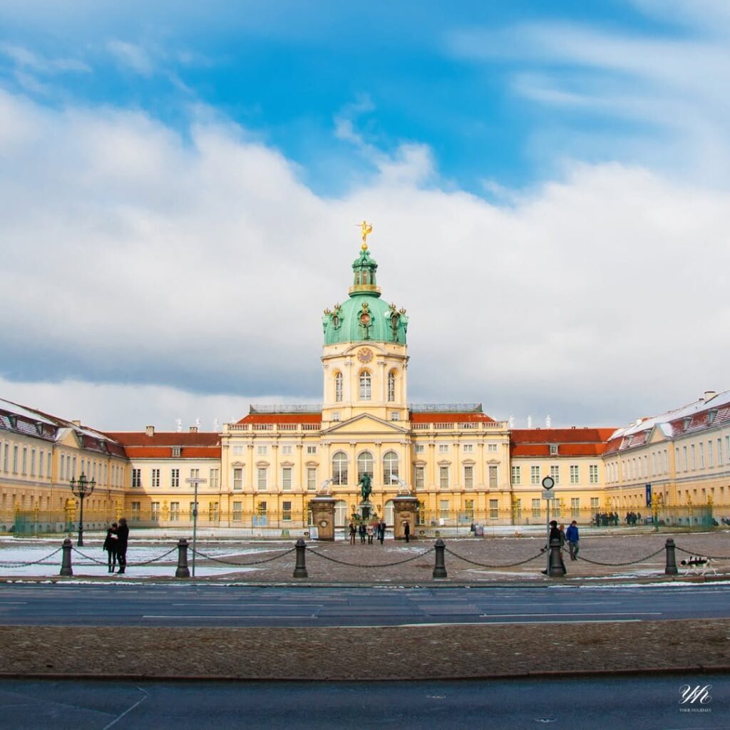 The Baroque Splendor of Charlottenburg Palace 🏰🇩🇪